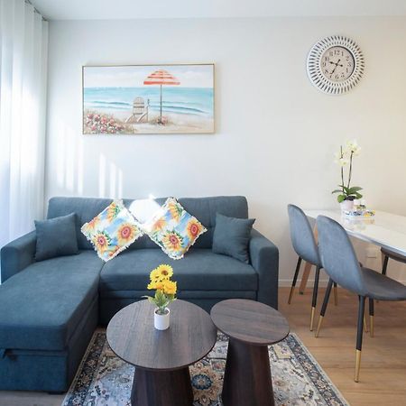 Modern Townhouse Close To City With Full Kitchen - Ellerslie Auckland Eksteriør bilde