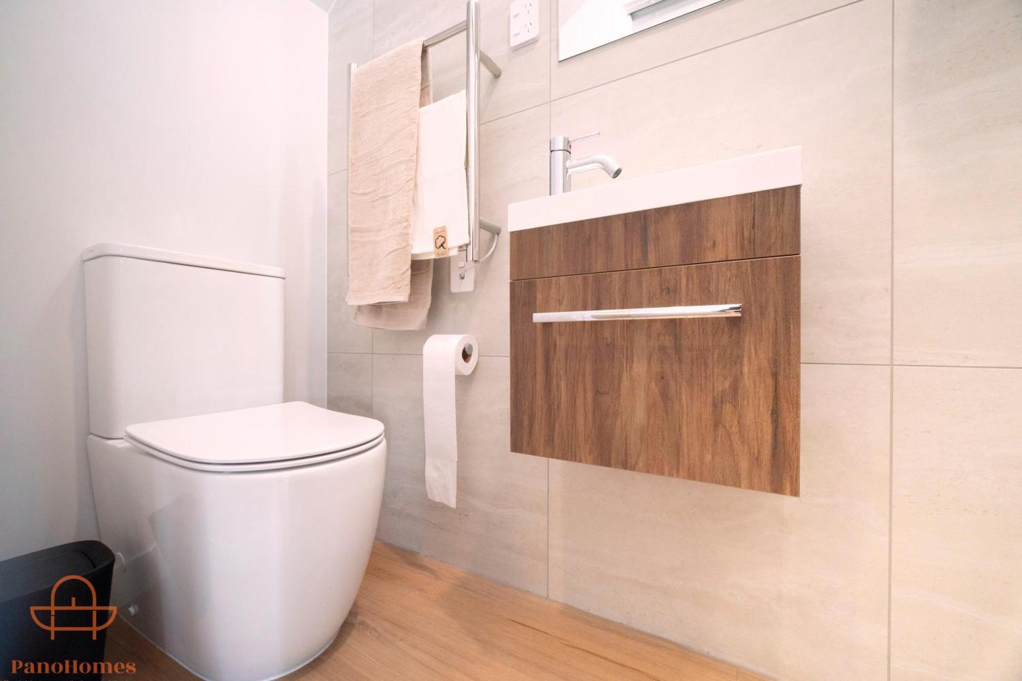 Modern Townhouse Close To City With Full Kitchen - Ellerslie Auckland Eksteriør bilde