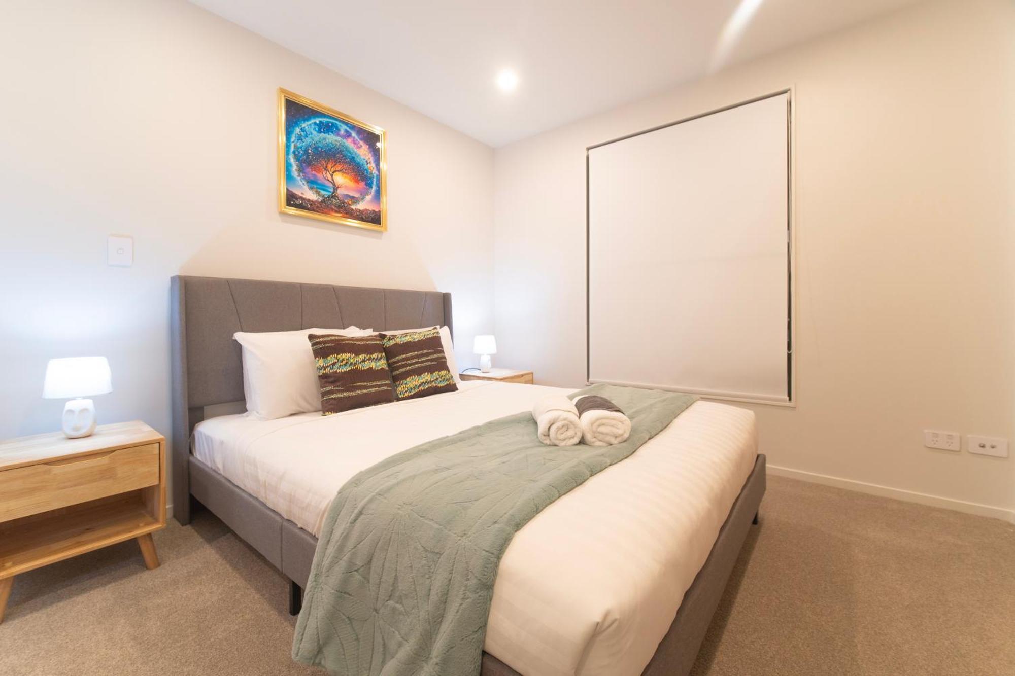 Modern Townhouse Close To City With Full Kitchen - Ellerslie Auckland Eksteriør bilde